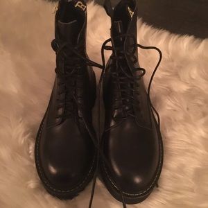 Leather combat platform boots